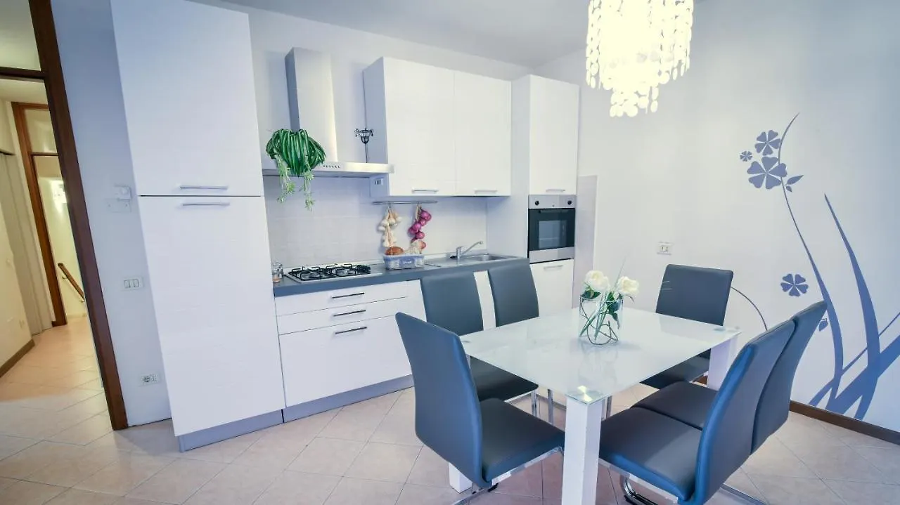 Casa Carla Apartment Peschiera del Garda